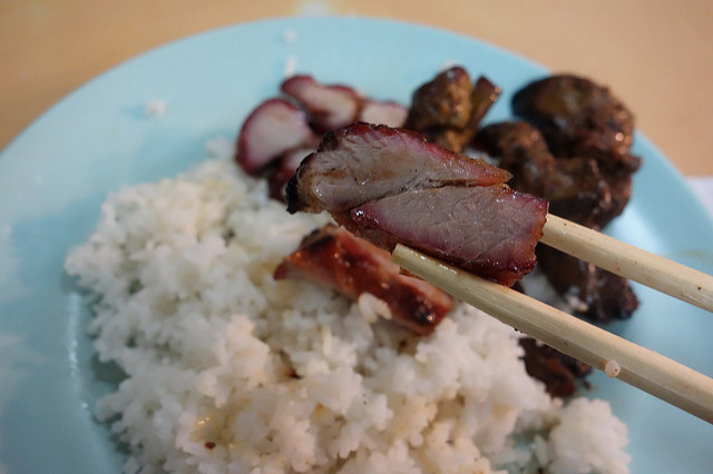 【香港美食】港鐵灣仔站《再興燒臘飯店》