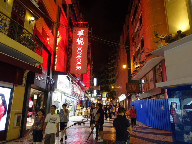 DSC02143_20752719985_m