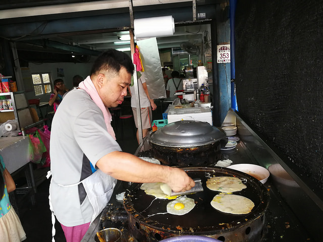 34607312630_09f3df883f_z