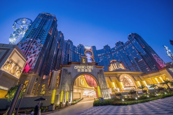 【澳門旅遊】《氹仔》10大必遊必逛必吃必買，附加路環推介飯店