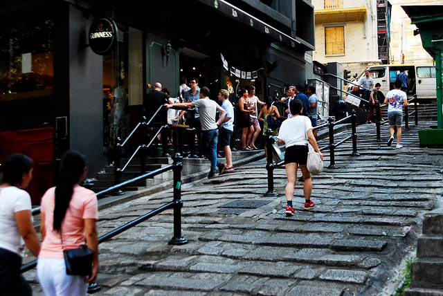 【香港旅遊】《港鐵中、上環站》14大必吃必遊