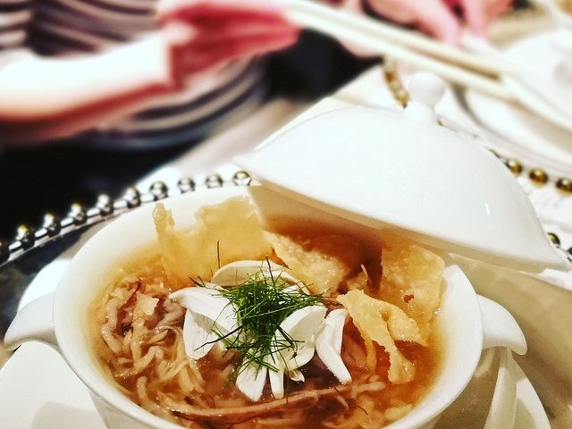 【香港美食】中環《國金軒》品嚐真正的太史五蛇羹