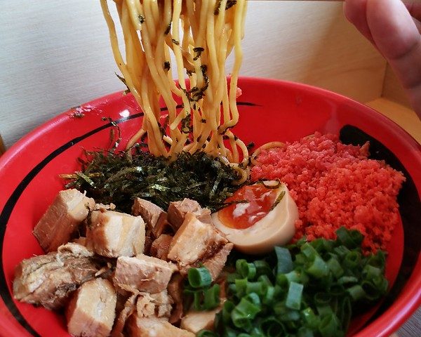 【香港美食】望著無敵維港海景吃「一幻拉麵」
